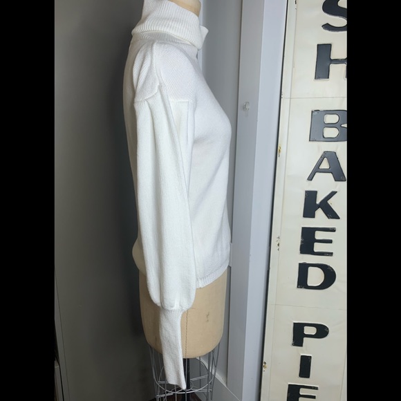 NWT Aaron & Amber Ivory Sweater sz Med - Picture 2 of 7